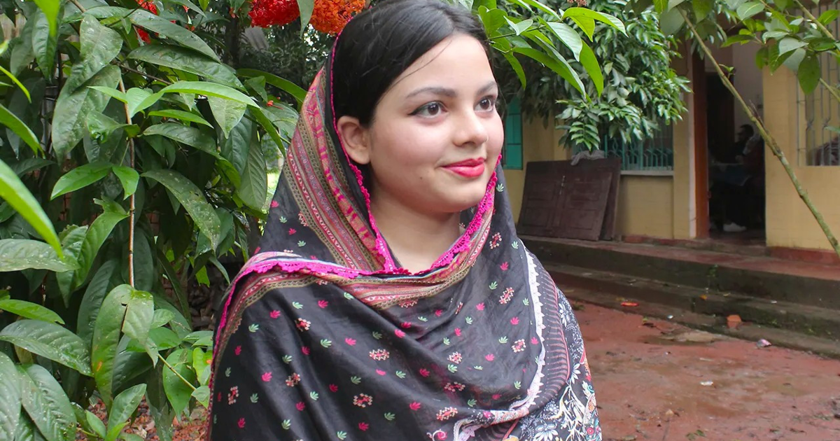 যুক্তরাষ্ট্রের ২৫ বিশ্ববিদ্যালয়ে ভর্তির সুযোগ পেলেন মীম