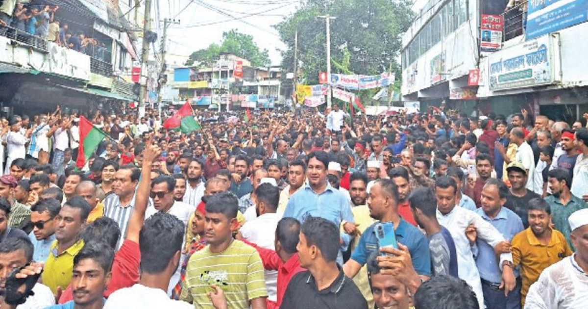 বর্ষপূর্তি মিছিলে বিএনপির ৪ নেতার করুণ মৃত্যু