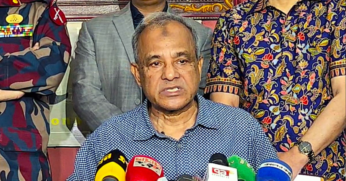 আওয়ামী লীগ নির্বাচন বানচাল করার চেষ্টা করছে-স্বরাষ্ট্র উপদেষ্টা