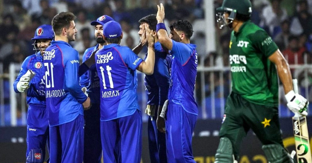 আফগানিস্তানের কাছে পরাজিত পাকিস্তান, সিরিজে শীর্ষে থাকল বাবররা