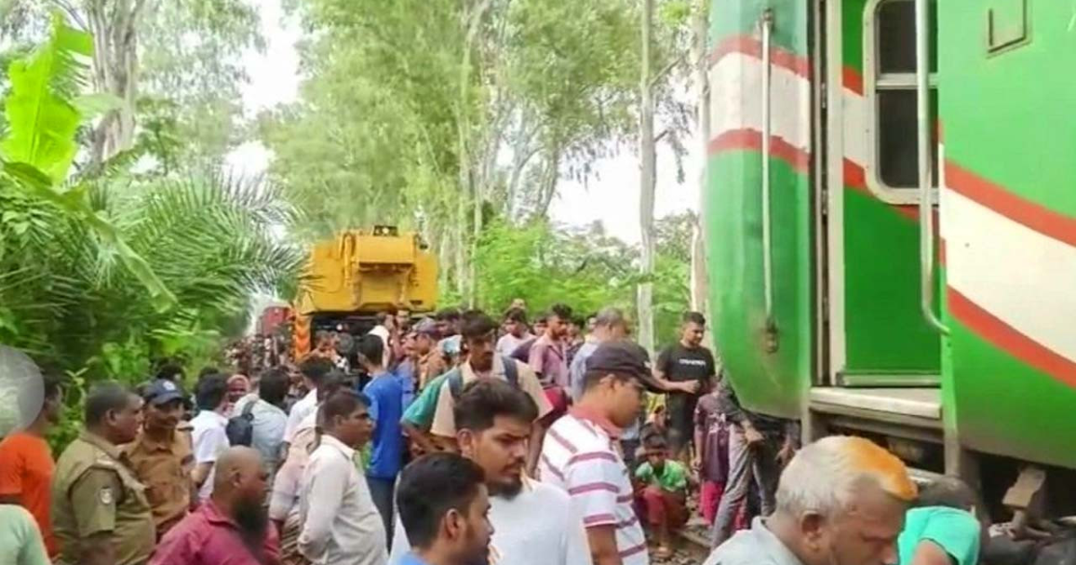 ৫ ঘণ্টা পর ঢাকার সঙ্গে উত্তরবঙ্গের ট্রেন চলাচল স্বাভাবিক