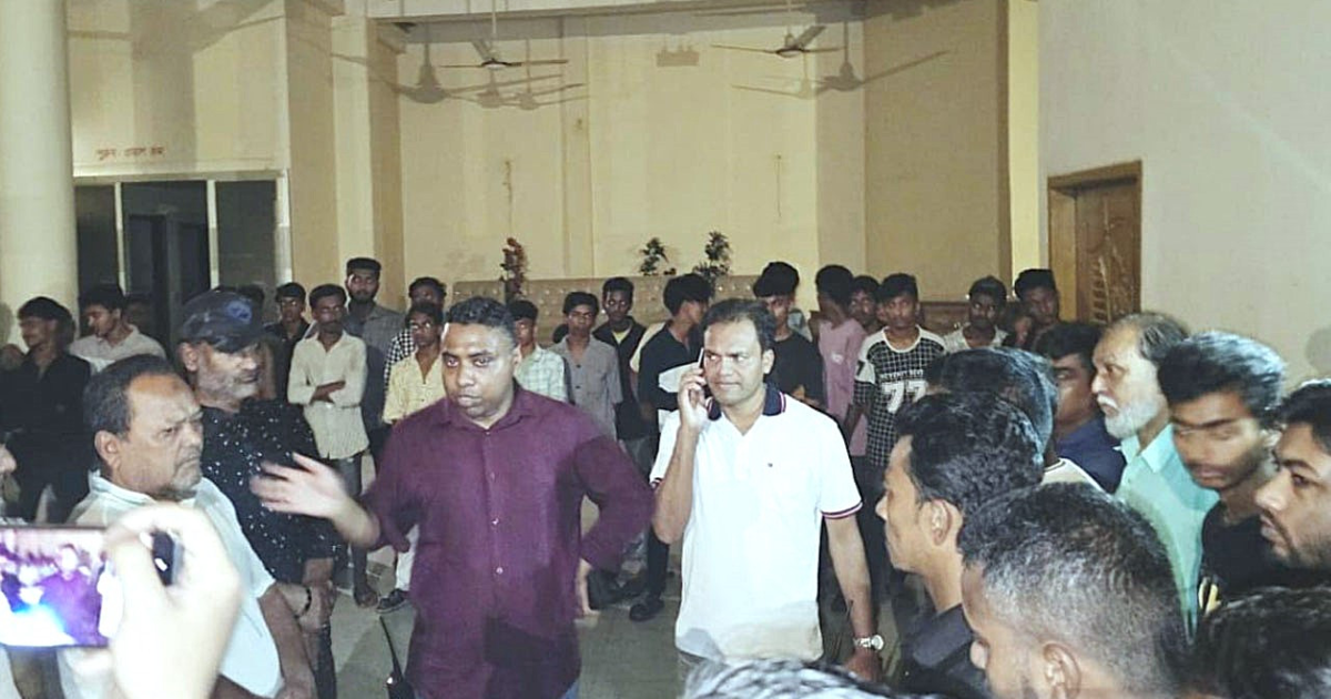 প্রবাসী বন্ধুর পার্টিতে গিয়ে ফেনীতে ছাত্রলীগ সন্দেহে ৩৯ কিশোর আটক