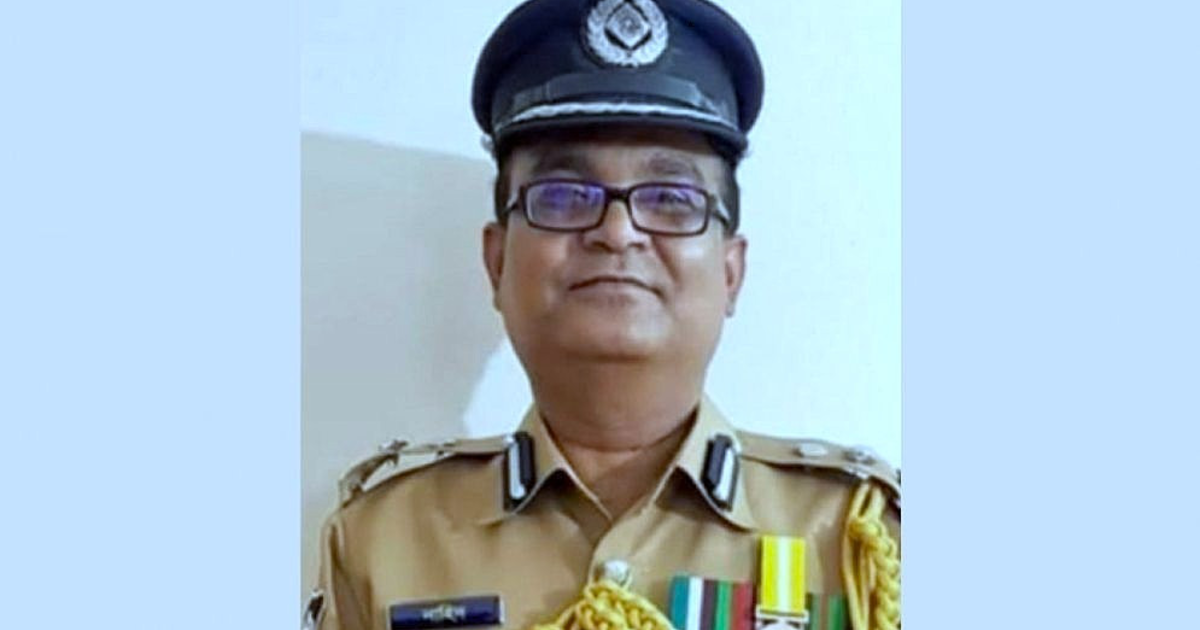 আন্তর্জাতিক অপরাধ ট্রাইব্যুনালের পরোয়ানায় ডিআইজি নাহিদুল আটক