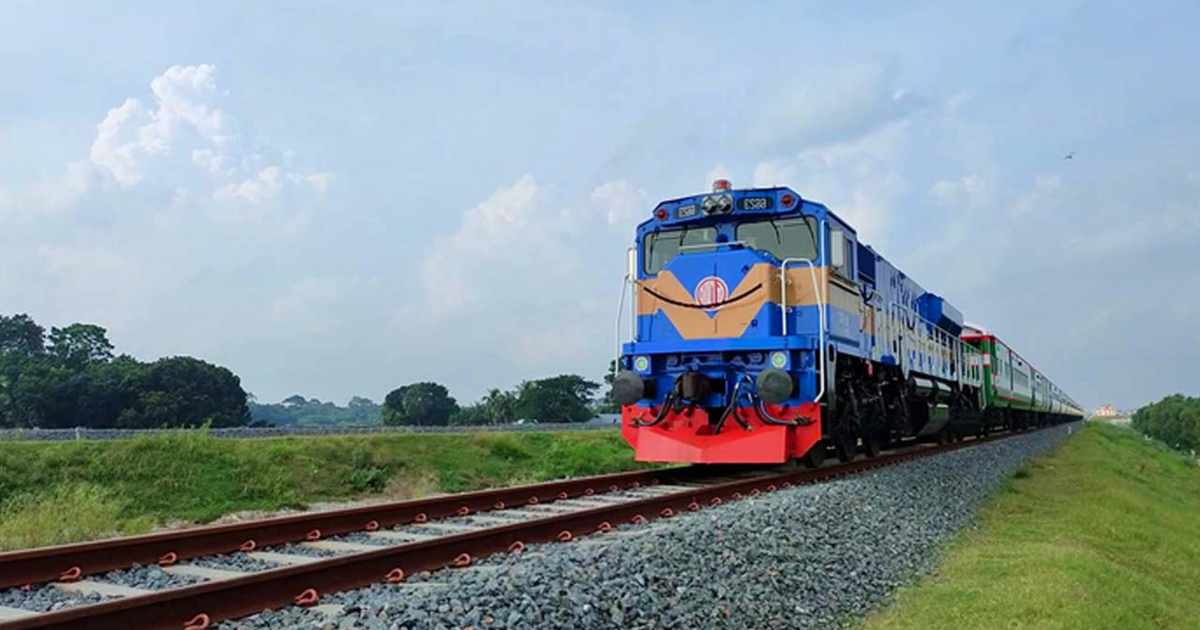 ঢাকার সঙ্গে দক্ষিণবঙ্গের রেল যোগাযোগ বিচ্ছিন্ন