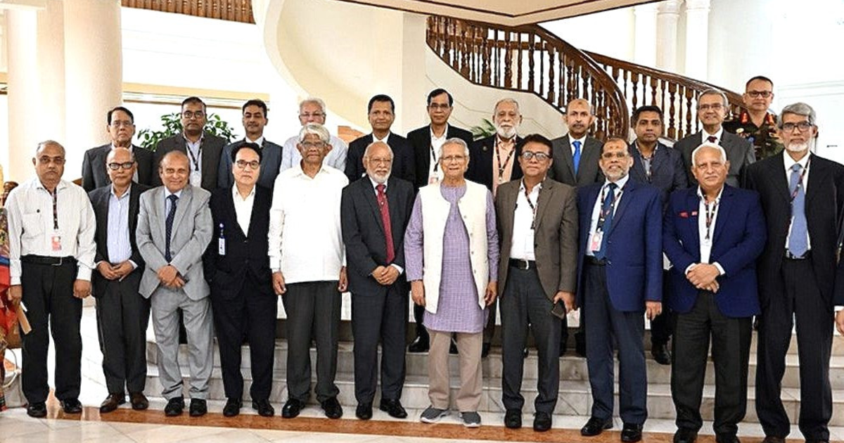 সরকারি কর্মচারীদের জন্য আসছে নতুন বেতন কাঠামো