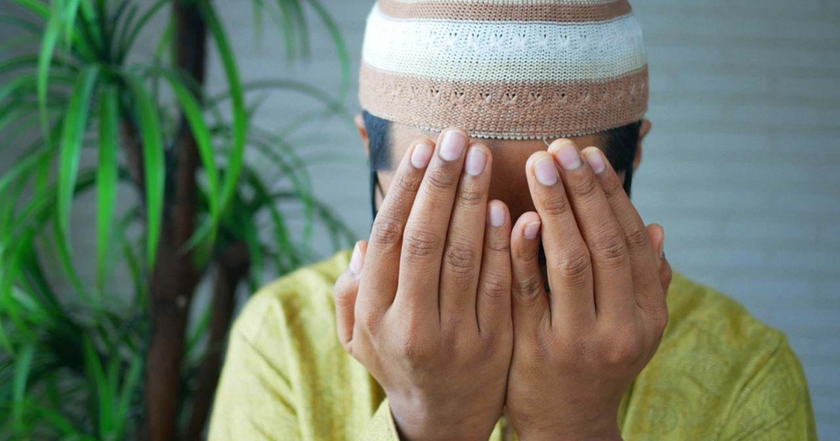 উপস্থিত বিপদ থেকে মুক্তির দোয়া