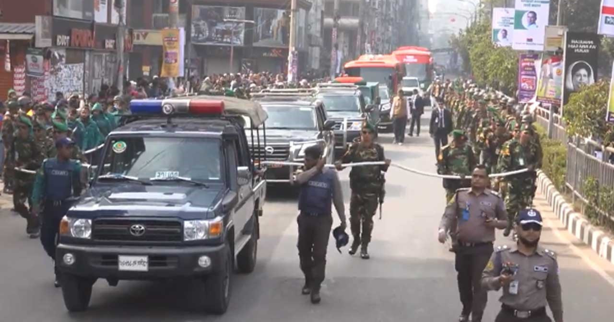 সংসদ ভবনের পথে বেগম খালেদা জিয়ার মরদেহ