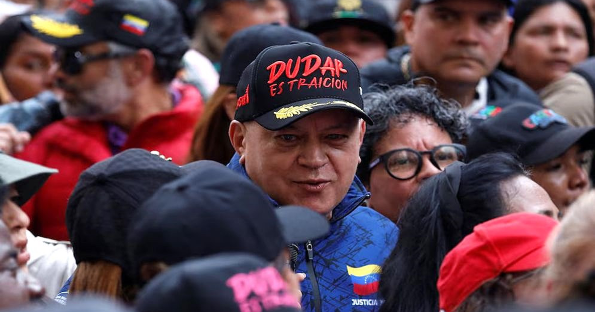 মার্কিন অভিযানে ভেনেজুয়েলায় নিহত শতাধিক, রাষ্ট্রীয় শোক ঘোষণা