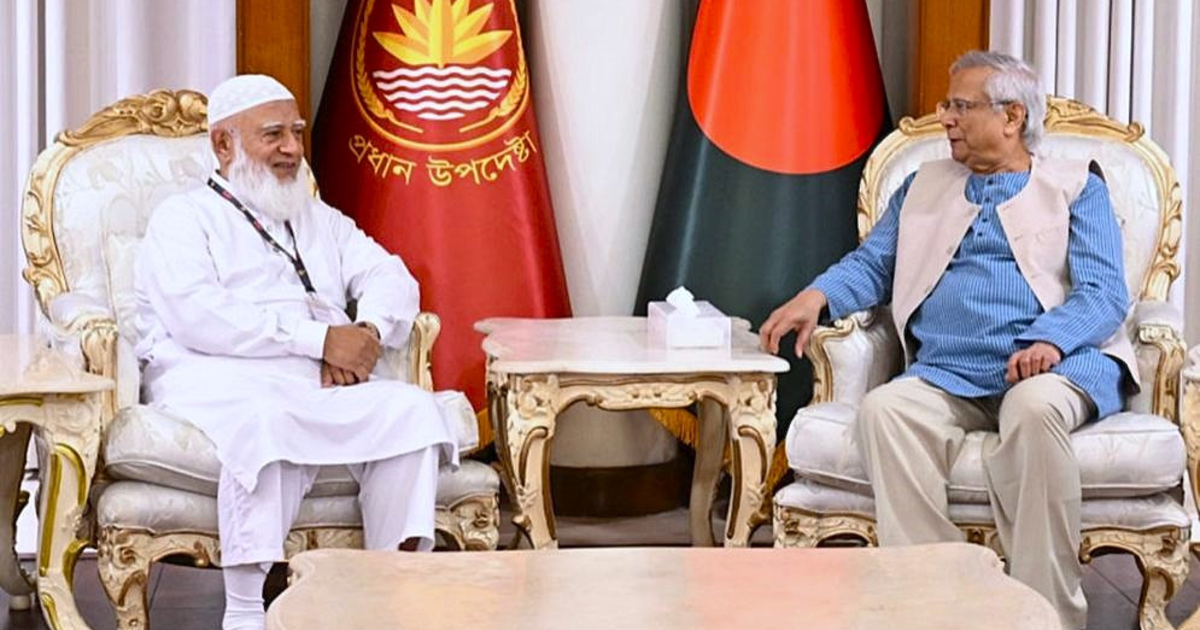 নির্বাচন ও গণভোট নিয়ে জামায়াতের সঙ্গে প্রধান উপদেষ্টার গুরুত্বপূর্ণ বৈঠক
