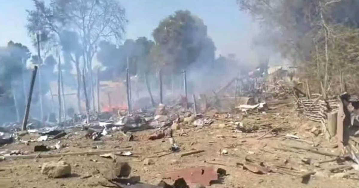 মিয়ানমারে বিয়ে ও দোয়া মাহফিলে জান্তার বোমা হামলায় নিহত ২৭