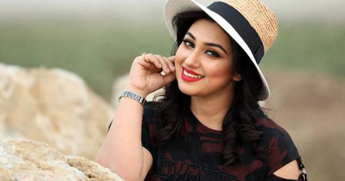 নতুন লুক ও নতুন গল্পে ফিরছেন অপু বিশ্বাস