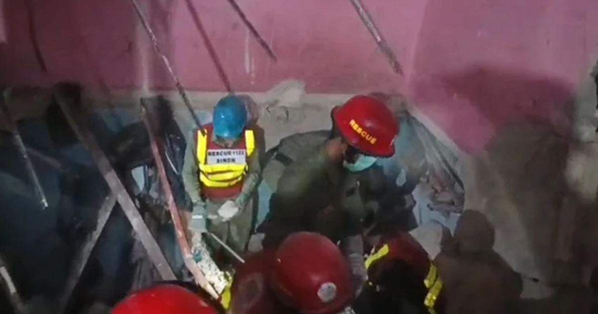 পাকিস্তানে ভয়াবহ বিস্ফোরণে নিহত ৯, আহত অনেকে