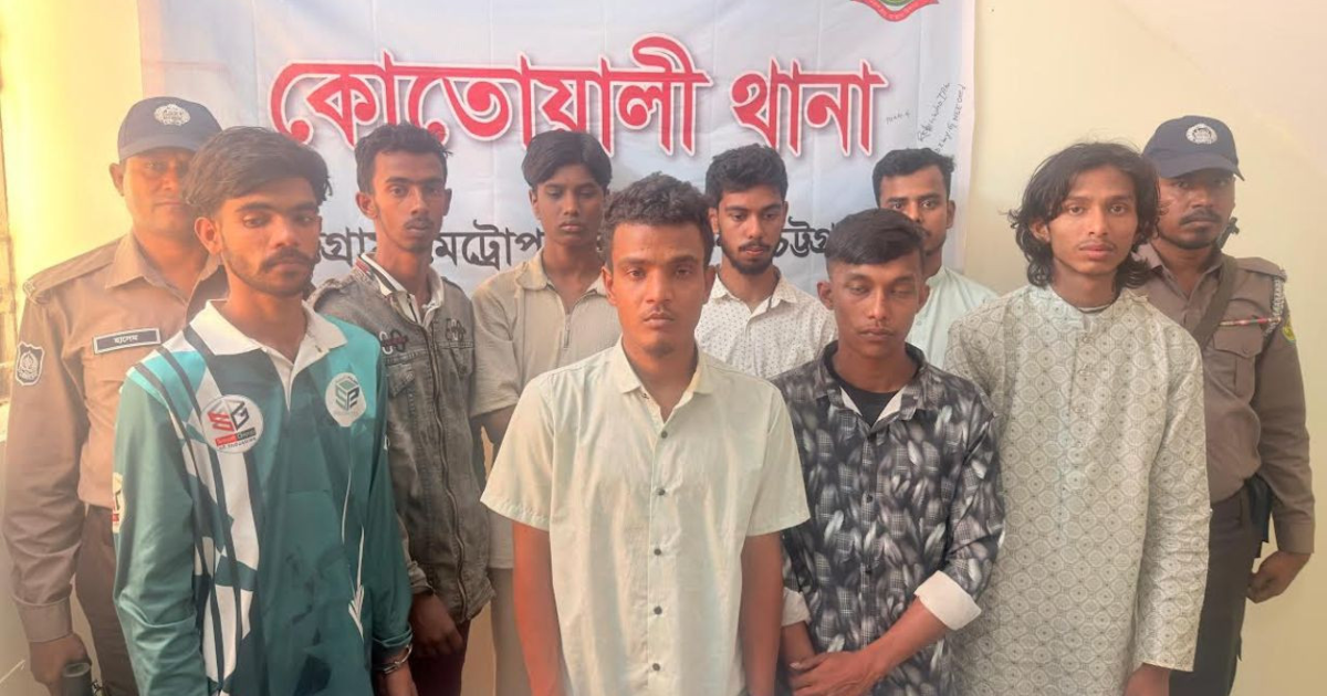 চট্টগ্রামের রিয়াজউদ্দিন বাজারে যুবলীগের ৮ নেতাকর্মী আটক