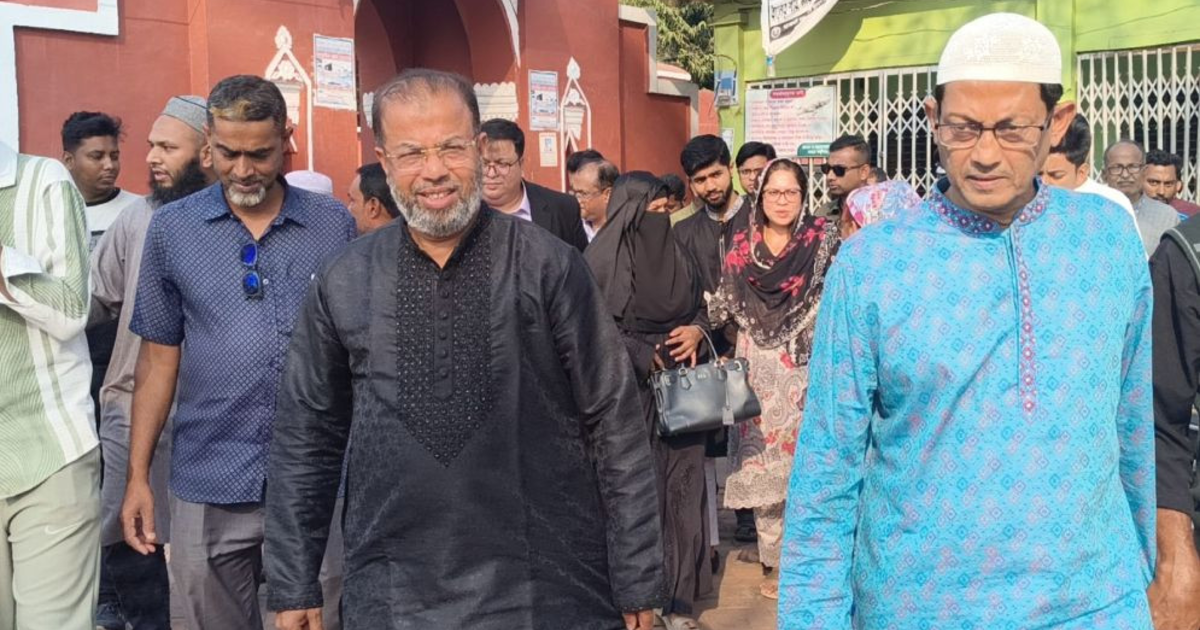 সুন্দরবনে জলদস্যুতা রোধে বিশেষ পরিকল্পনা, কঠোর বার্তা পরিবেশ প্রতিমন্ত্রীর