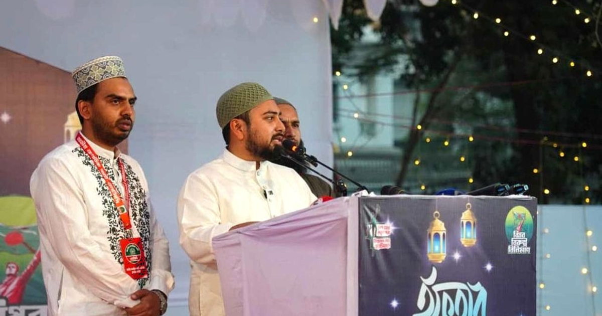 দল বদলেছে, মানুষের ভাগ্য বদলায়নি—নাহিদ ইসলামের মন্তব্য