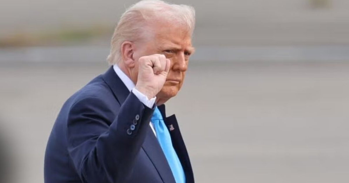 ইরানজুড়ে ‘গুরুত্বপূর্ণ লক্ষ্যবস্তু’ ধ্বংসের দাবি ট্রাম্পের, আলোচনার ও ইঙ্গিত