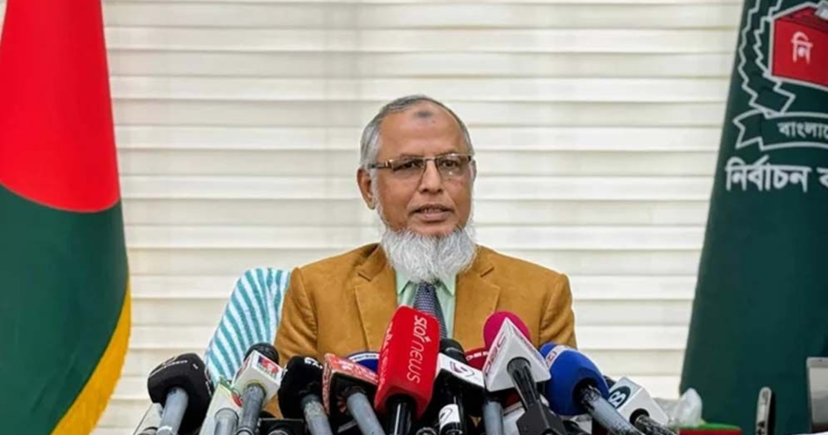 আদালতের নির্দেশ এলে ভোট পুনর্গণনা, জানালেন ইসি আনোয়ারুল ইসলাম