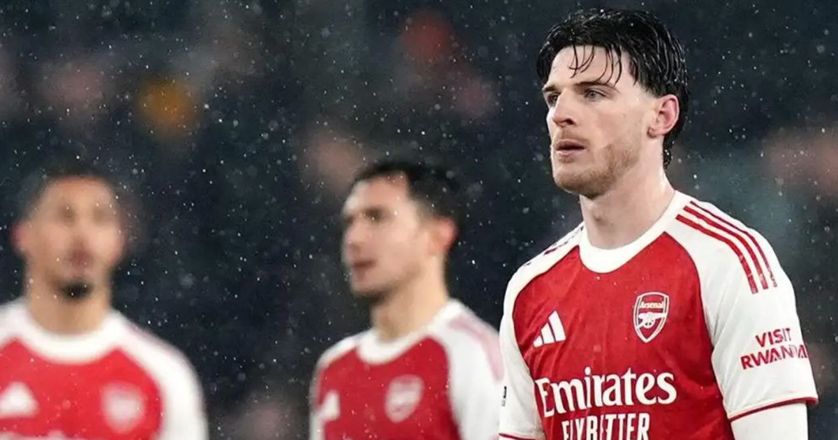 শিরোপা লড়াইয়ে আর্সেনালের ধাক্কা, উলভসের সঙ্গে ২-২ ড্র