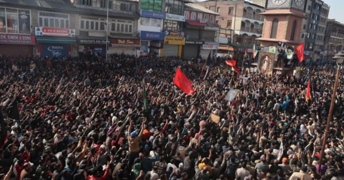 খামেনি নিহতের খবরে ভারতের কাশ্মীরে লাখো মানুষের বিক্ষোভ